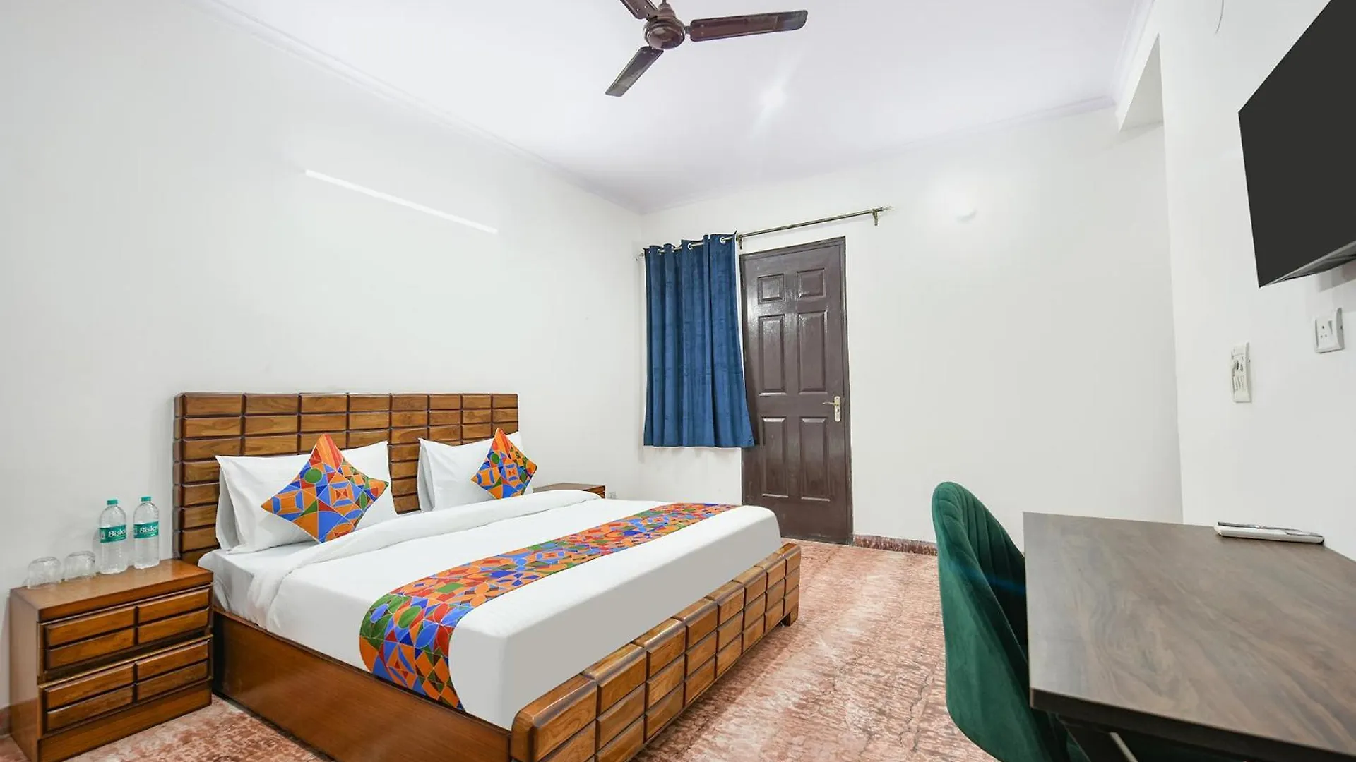 Hotel Fabexpress Royal Casa Gurgaon